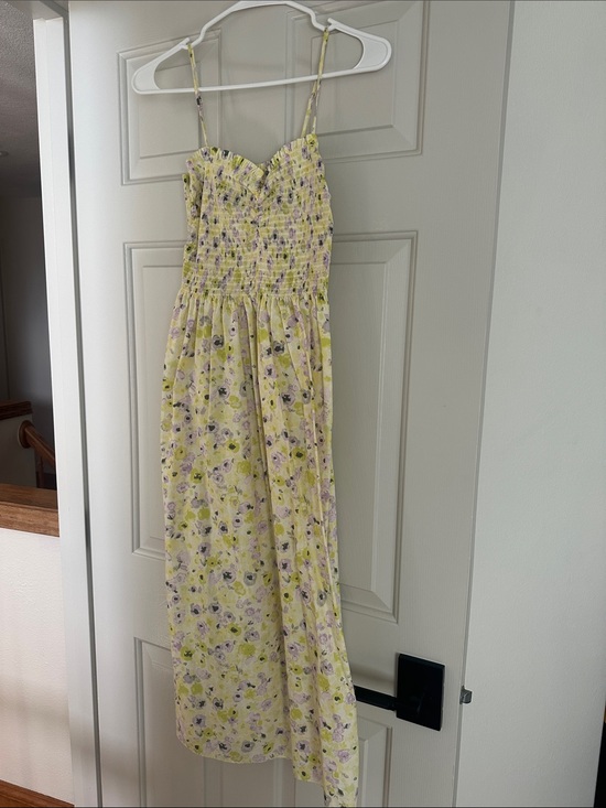 H&M Dresses & Skirts - H&M 100% cotton dress